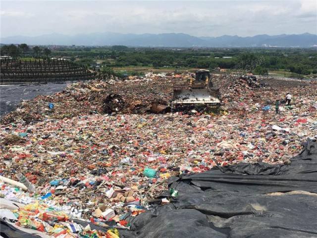 關(guān)注丨珠穆朗瑪峰成了一座“垃圾峰”？